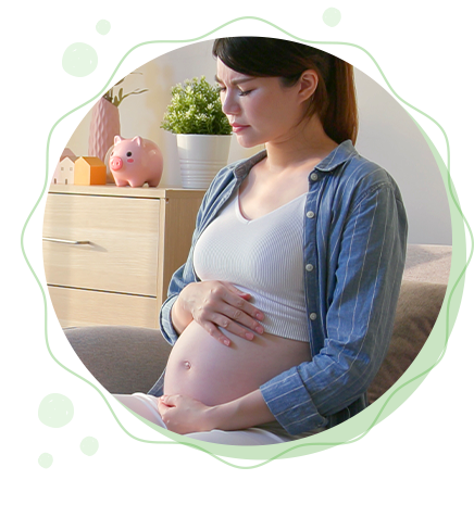 孕期哺乳期，母子葉黃素不足——葉黃素無法自行生成，需靠額外攝取才能補充，因此無法自己吃蔬果的胎兒和嬰兒，需要靠媽媽把自身的葉黃素分給孩子，然而許多孕媽咪自身葉黃素就不足，那孩子當然也吸收不足！
